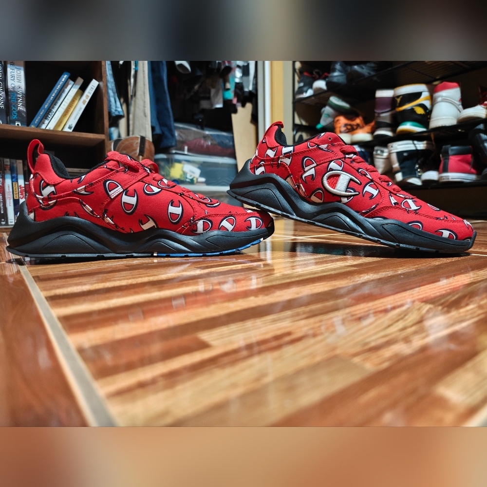 Men's Champion Shoes Size 11.5